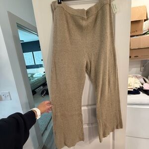 Abercrombie & Fitch Ribbed Tan Pants